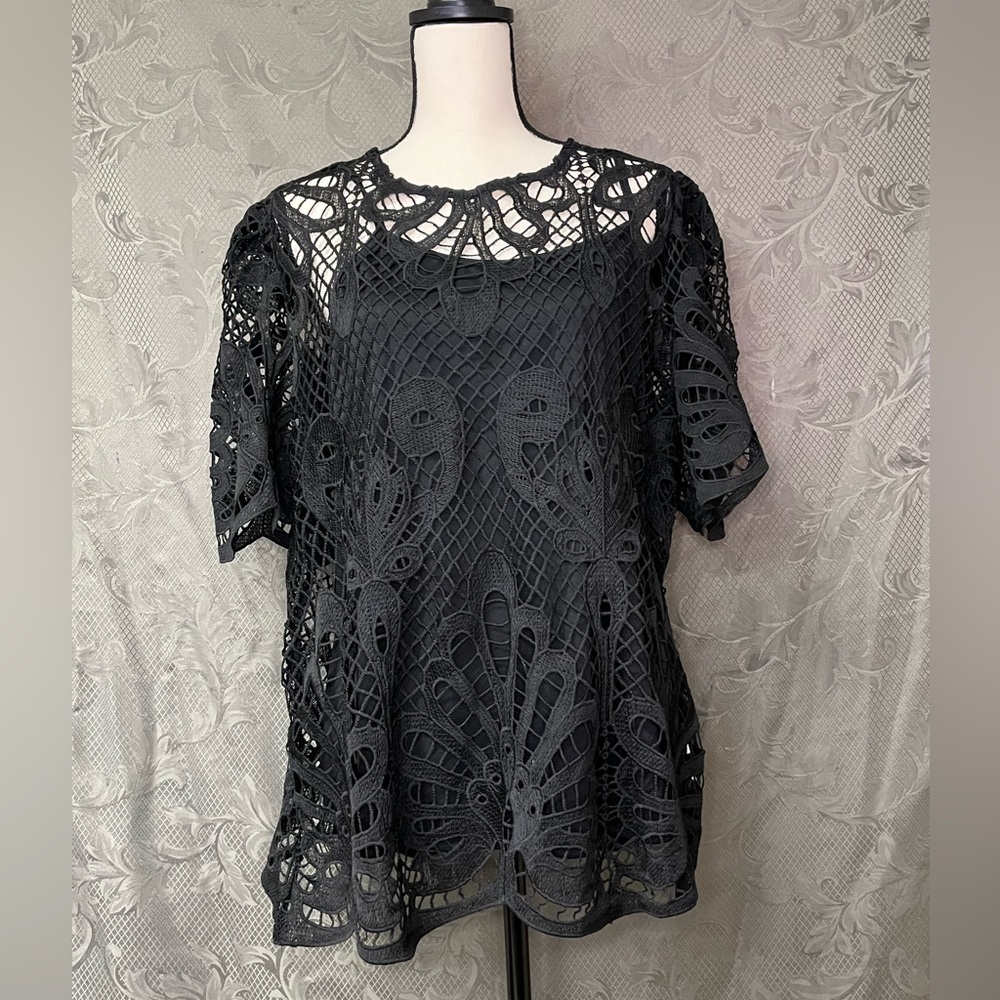 Adiva Lace Blouses Short Sleeve